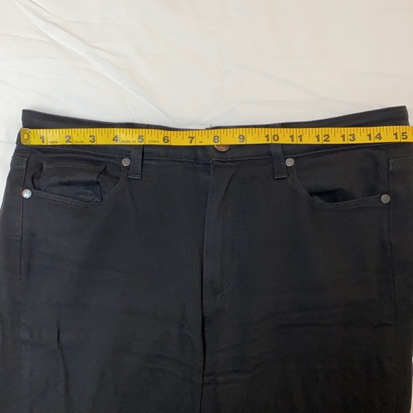 Paige Hoxton Ultra Skinny Jeans in Black - Size 29 - Picture 9 of 11